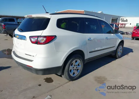 2015 Chevrolet Traverse Ls z USA, uszkodzony, nr VIN 1GNKRFKD0FJ143851